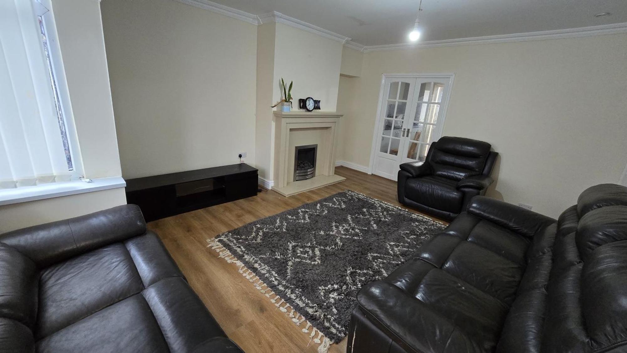 Entire Three Bedroom House In Birmingham Bagian luar foto