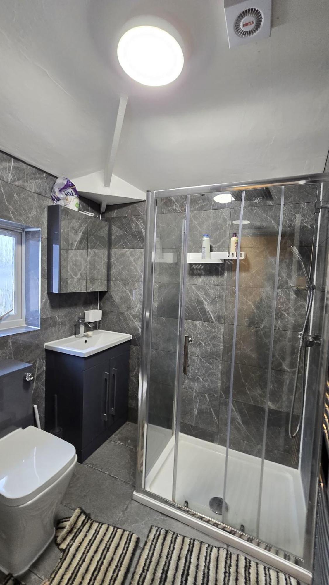 Entire Three Bedroom House In Birmingham Bagian luar foto